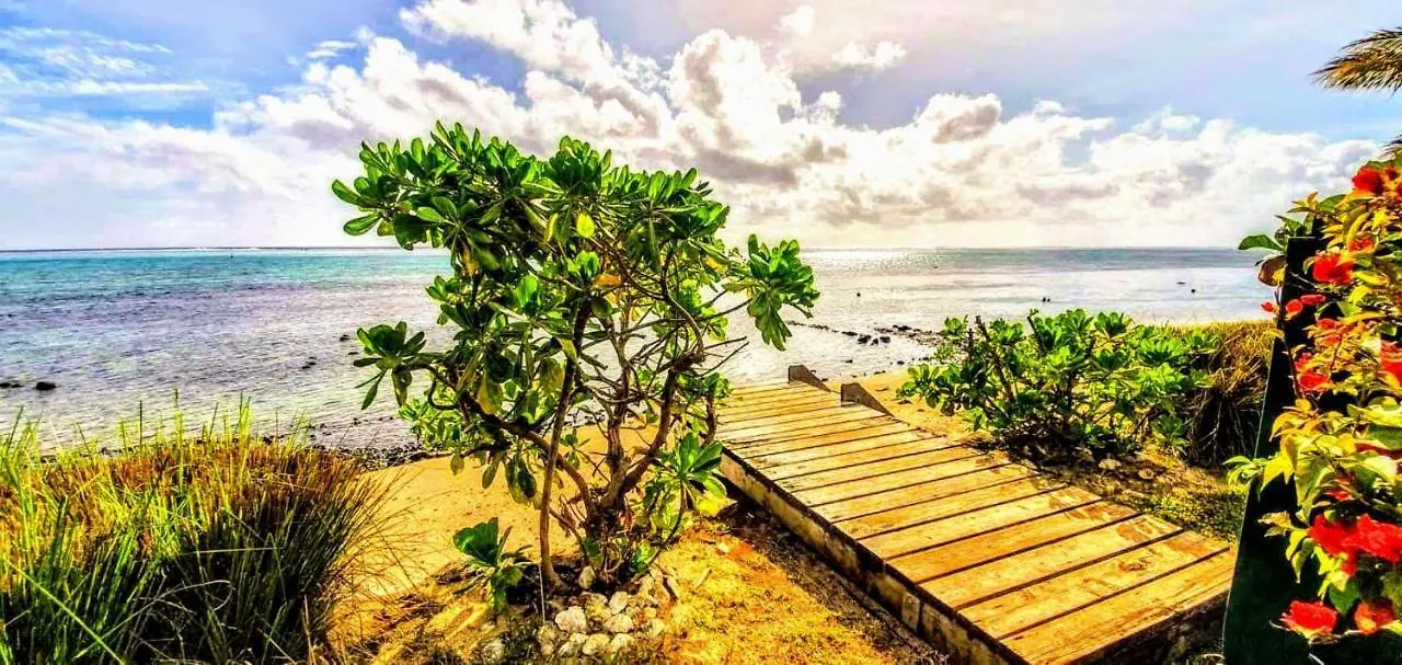 Moorea - Fare Taina Iti Haapiti 0*,
